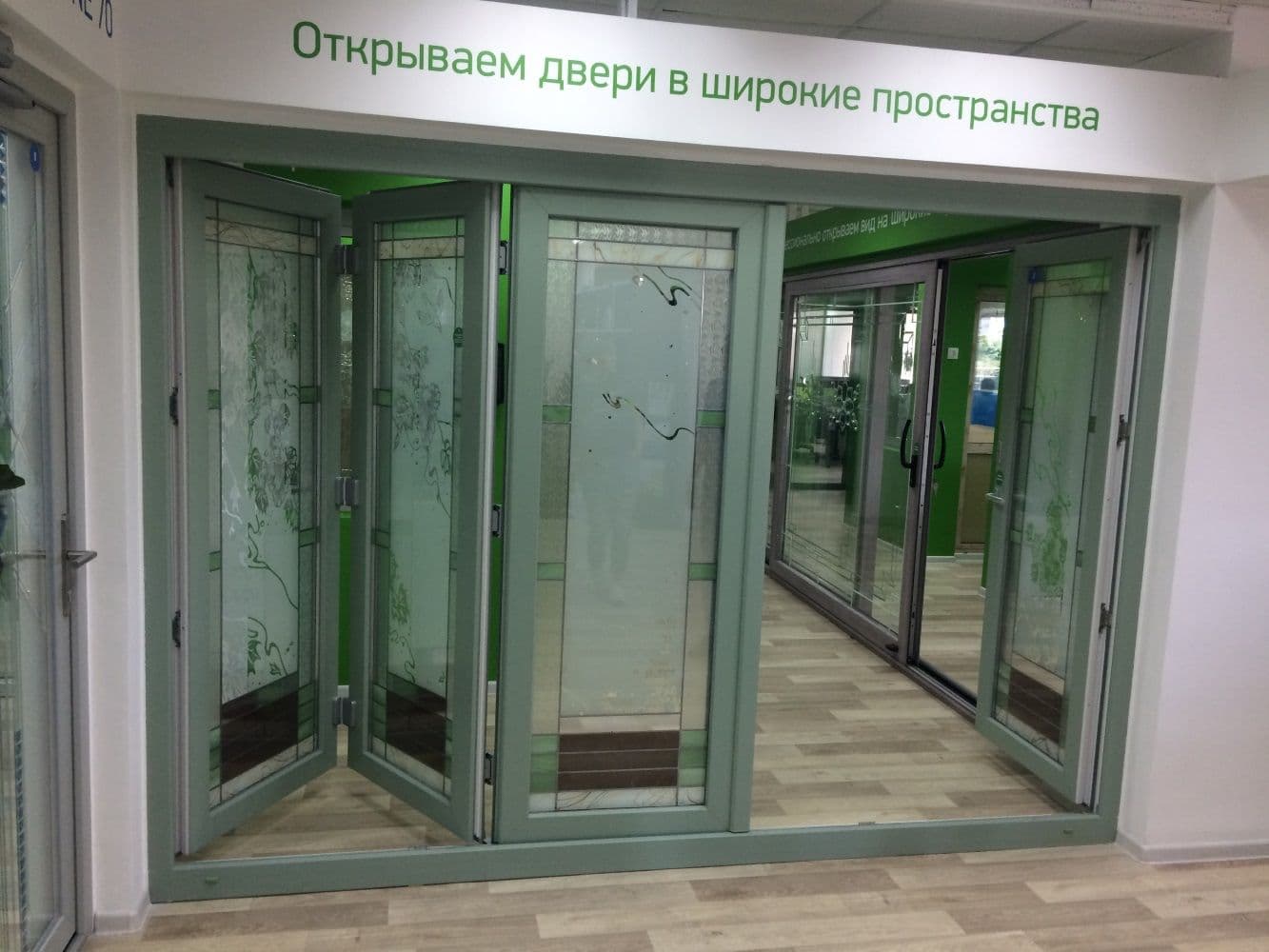 Двери VEKA